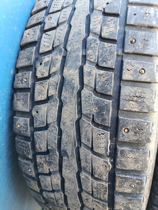 Продам 4 шины на 17