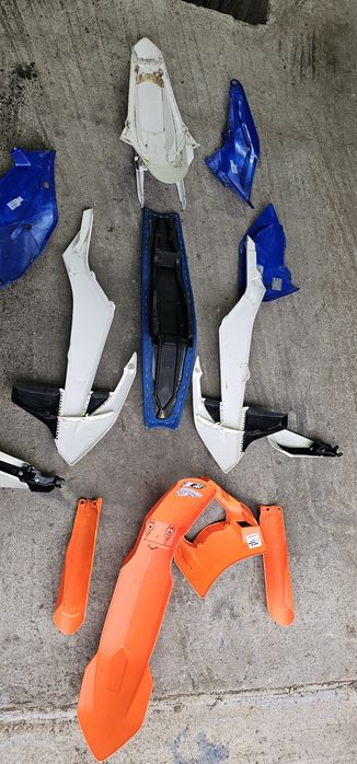 Пластмаси  KTM six day  france 2018