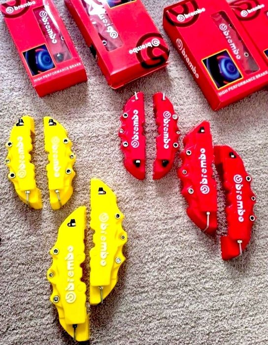 Capace etrieri universale, Set 4 capace decorative brembo