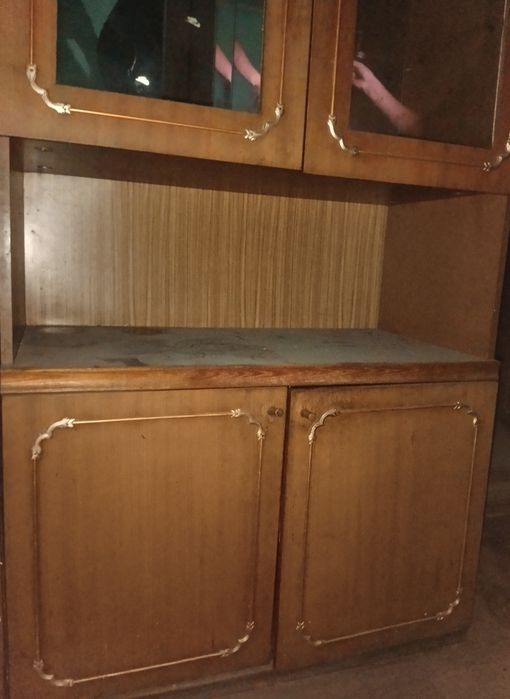 Стенка срочно продам