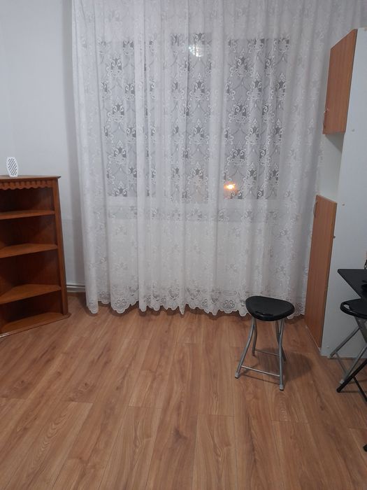 Vând apartament sau închiriez pe termen lung