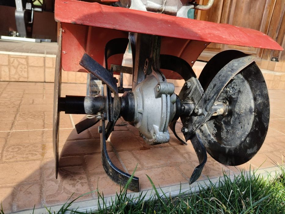 Vând motosapă Szentkiraly Quantum 60