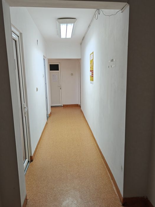 Spatiu comercial de închiriat 77mp
