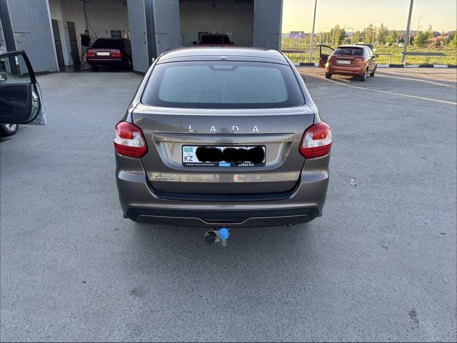 Продам Ладу Гранту ФЛ