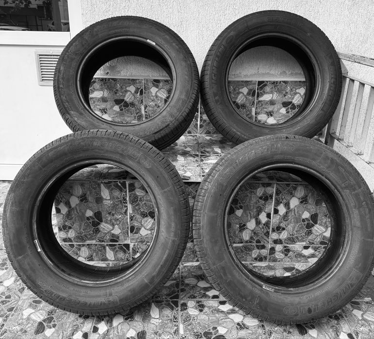 Ocazie Anvelope de vara MICHELIN energy saver 205/60R16 92V set de 4!