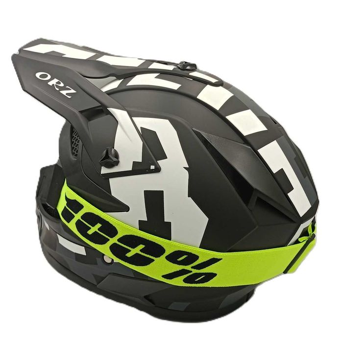 Детско юношеска кросова каска с очила комплект