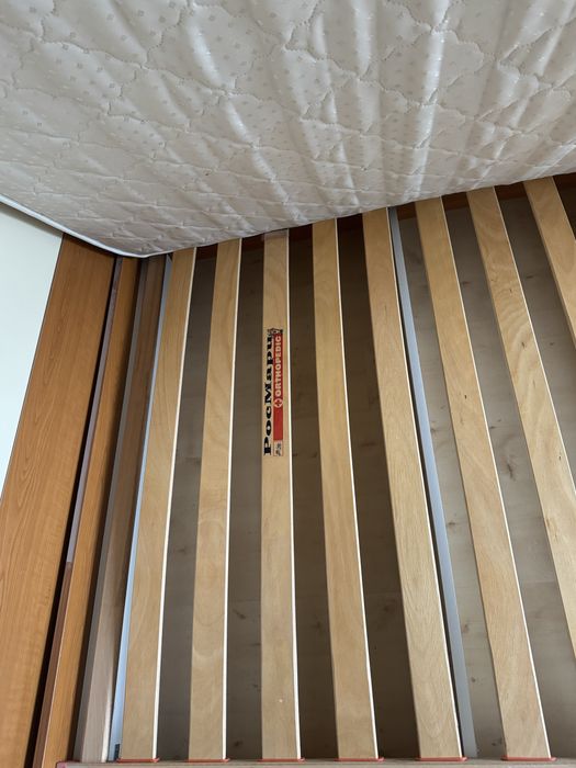 Продавам легло 120/190, гардероб, ракла