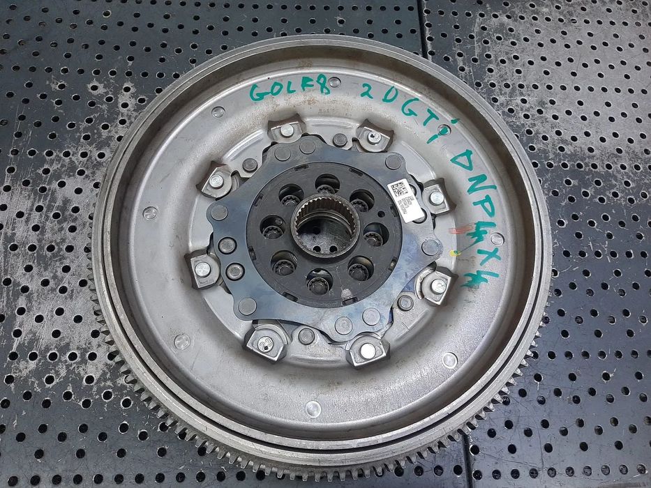 volanta masa dubla 2.0 tsi gti dnp  vw golf 8 4x4 pentru cutie automata 05l105266j