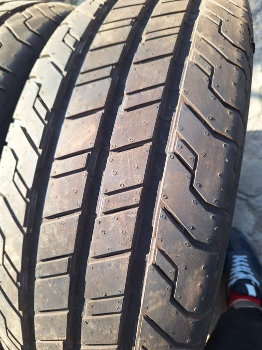 Гуми  Continental  215/65/16 C