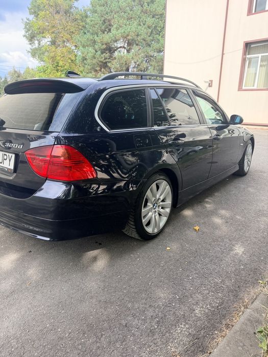 Bmw seria 3  2.0d