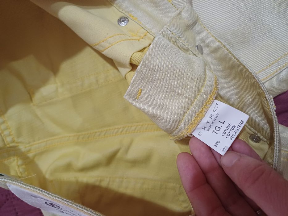 Vand pantaloni de blugi, L, în stare perfectă