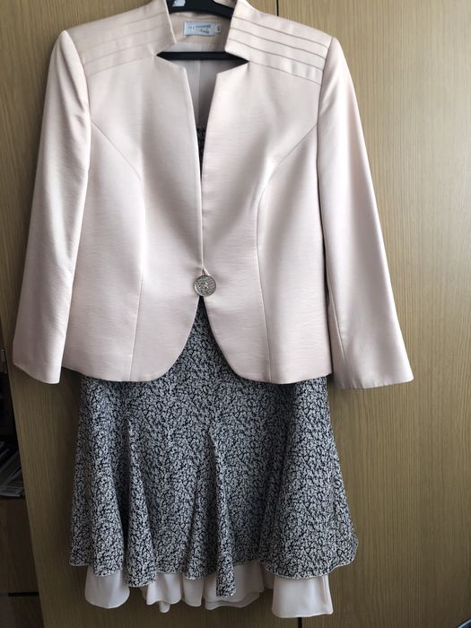 Compleu fusta si sacou