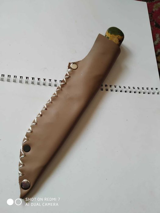 № 52  нож за туризъм и лов