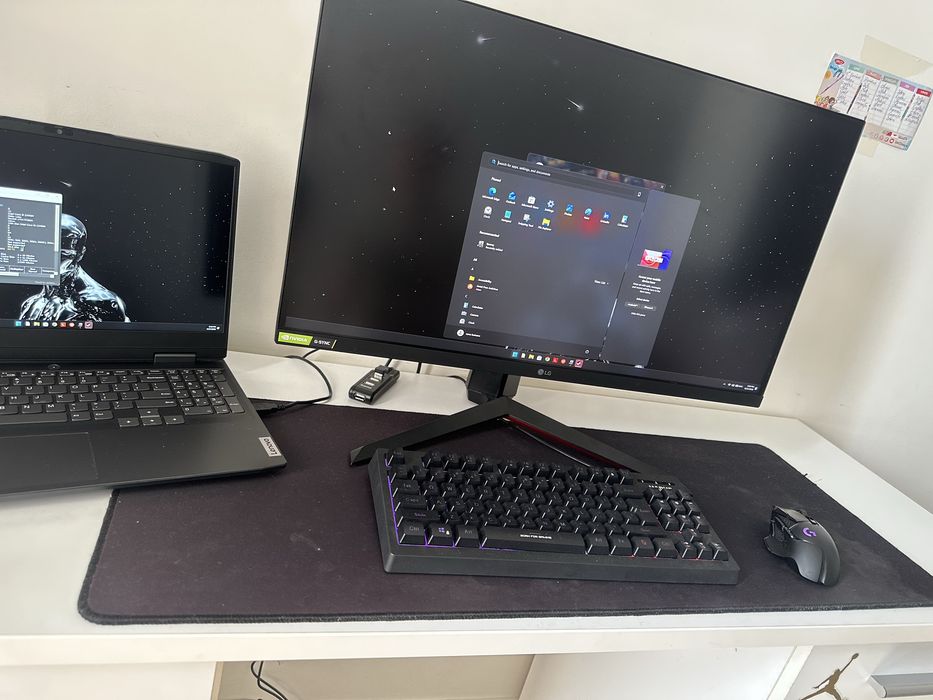 Vand tot pachetul gaming