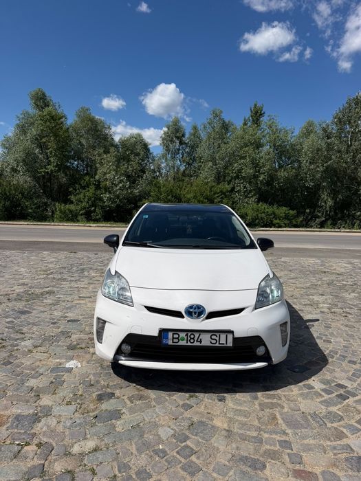 TOYOTA Prius 2012