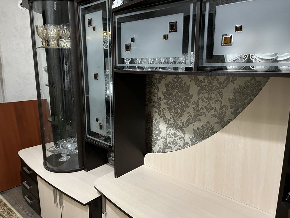 Гарнитур стенки для гостинный