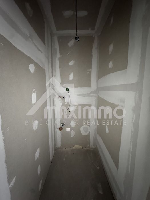 Продава се Двустаен апартамент в Варна, Аспарухово - 70 кв.м за 1415 €/кв.м - Снимка #5