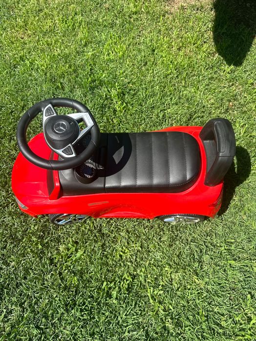 Кола за бутане Lorelli ride-on MERCEDES AMG C63 Coupe Червена