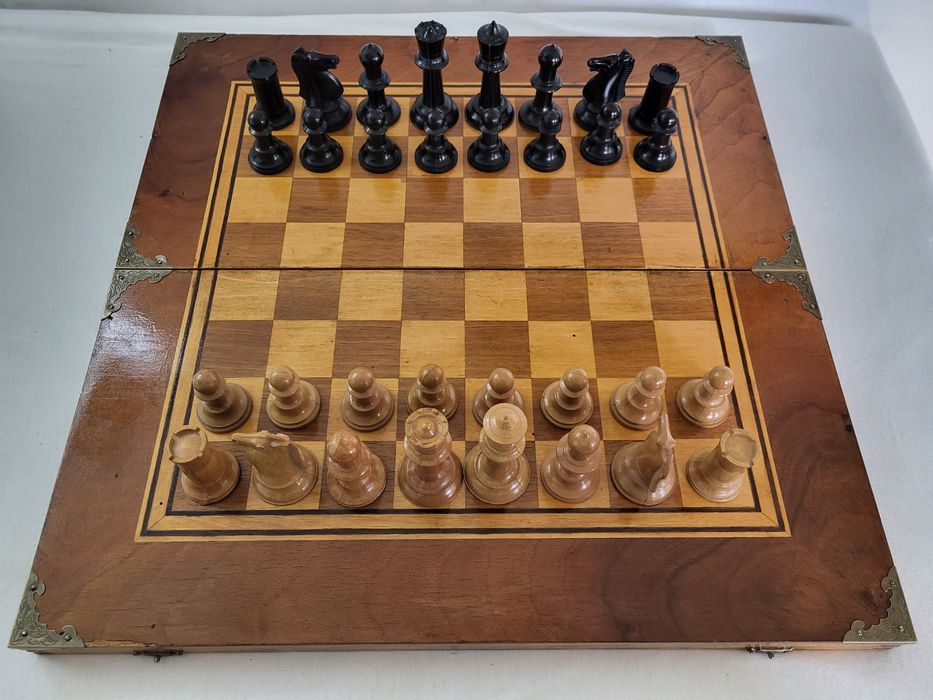 #4 Дървен шах от времето на соца