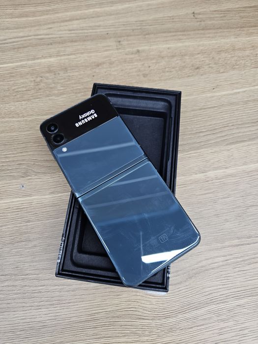 Продам самсунг z FLIP 3
