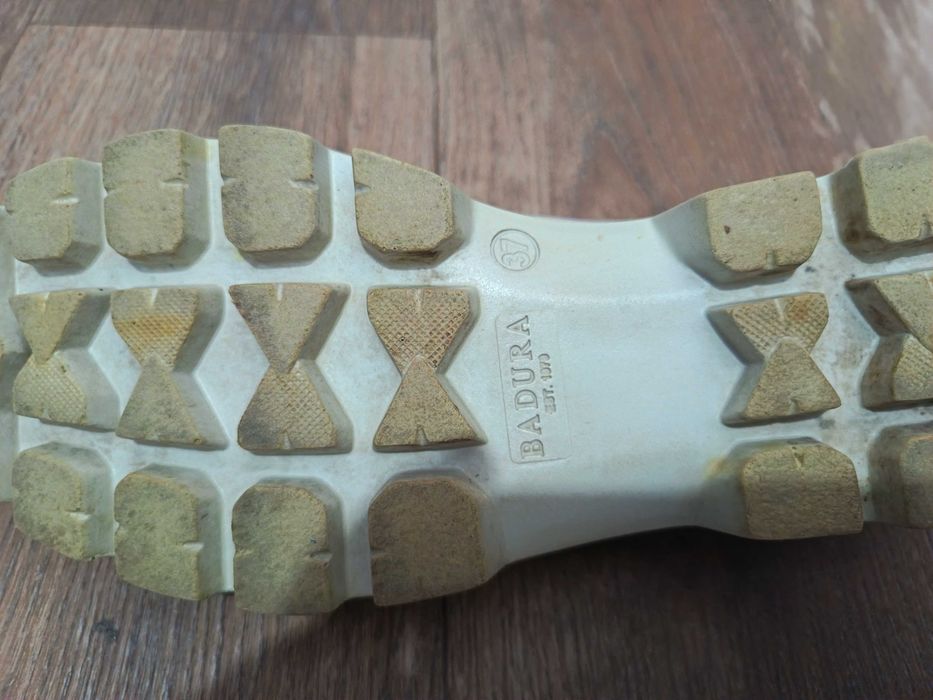 Лоферы кожа Badura 37р