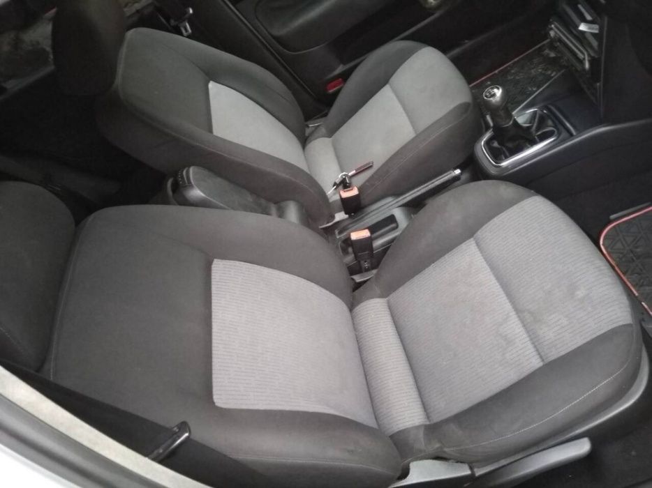 Голф 4 комби на части 1.9 131