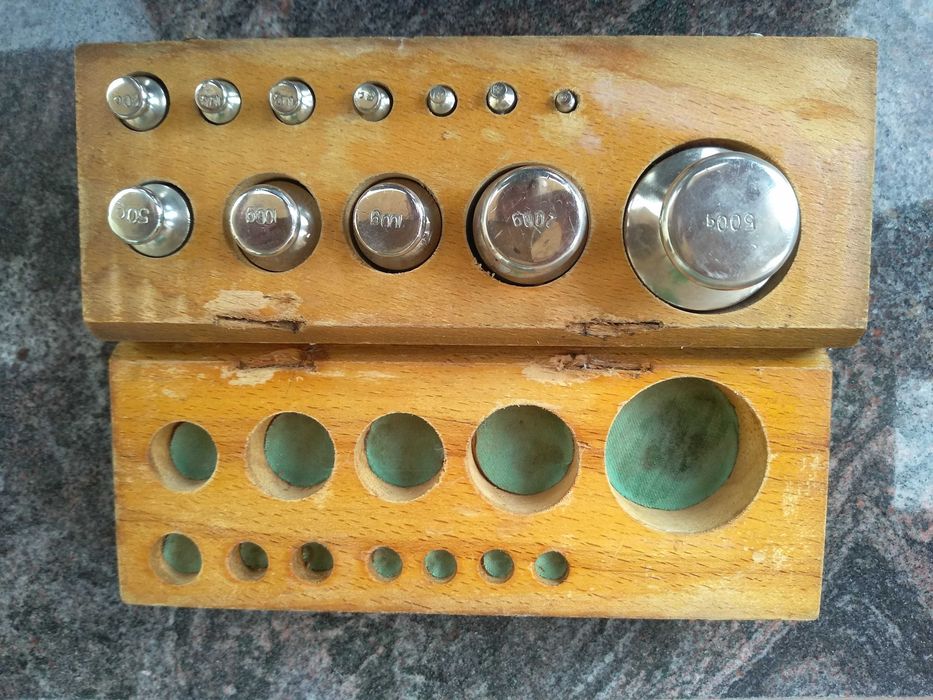 Trusa cu greutati cantar farmacie / analitice