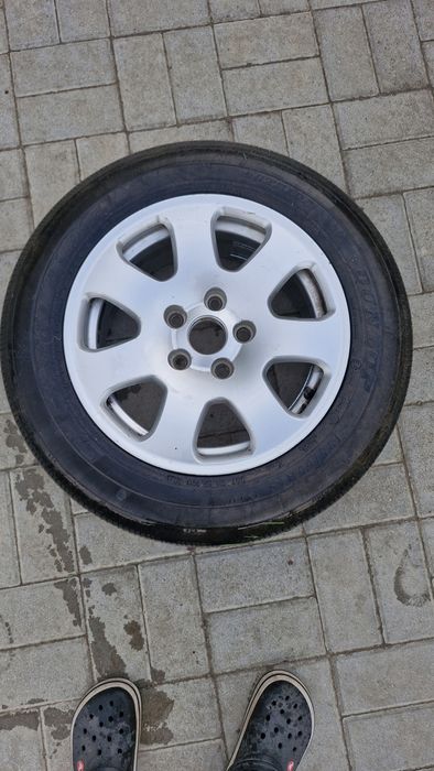Jantă aliaj originală Audi 15" 5x112 ET39 cod 8E0 601 025 + cauciuc