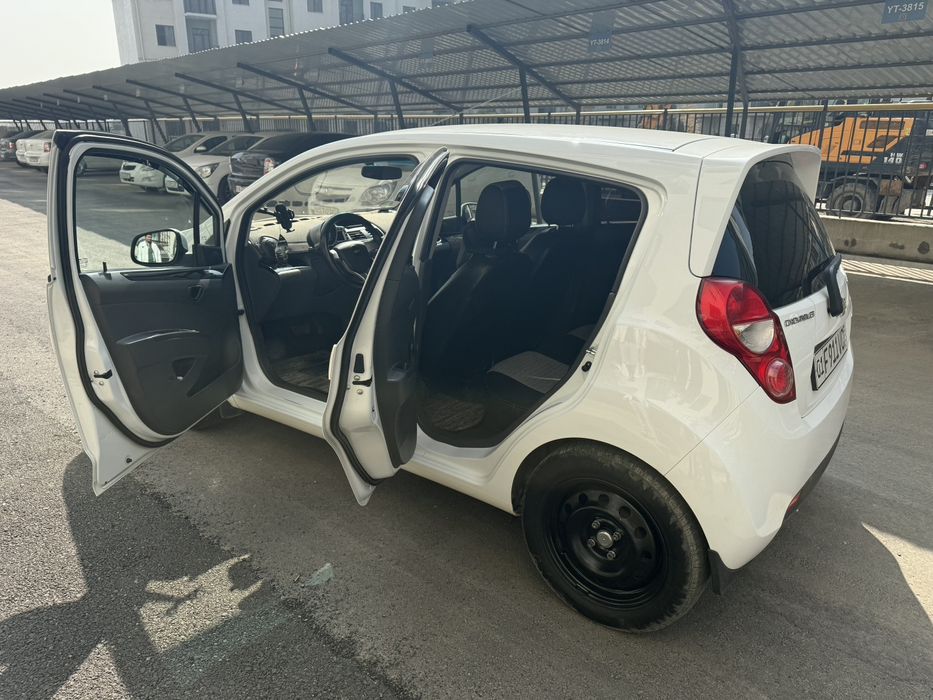 Chevrolet Spark avtomat 2015 (Yevro) sotiladi