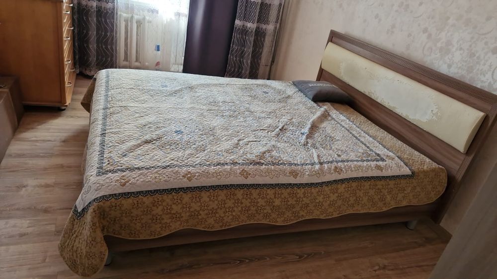 Кровать двухспальная