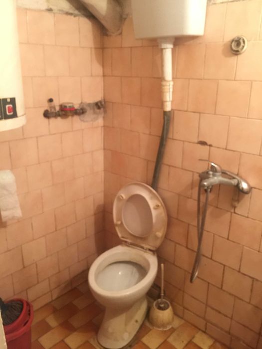 Дава се под наем Едностаен апартамент в Пловдив, Център - 50 кв.м за 153 € - Снимка #2