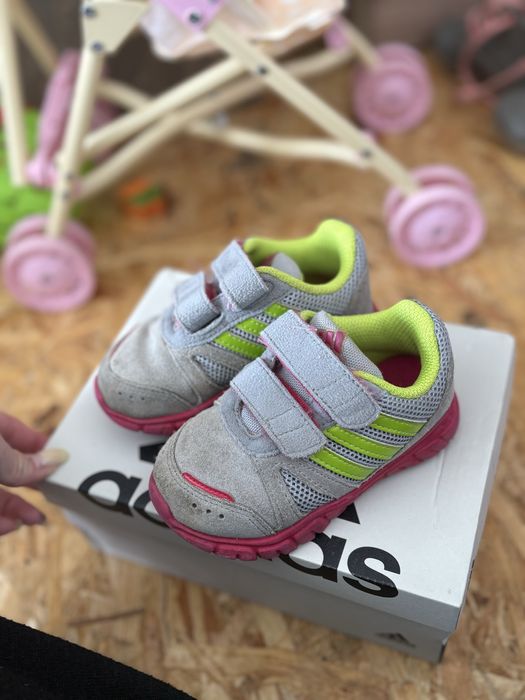 Детски обувки Puma и Adidas