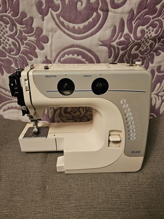 Швейная машинка Janome model EL532