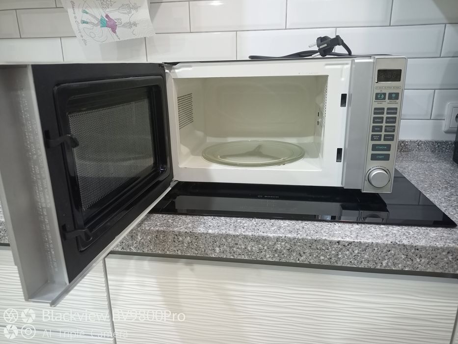 Микроволновка AVA