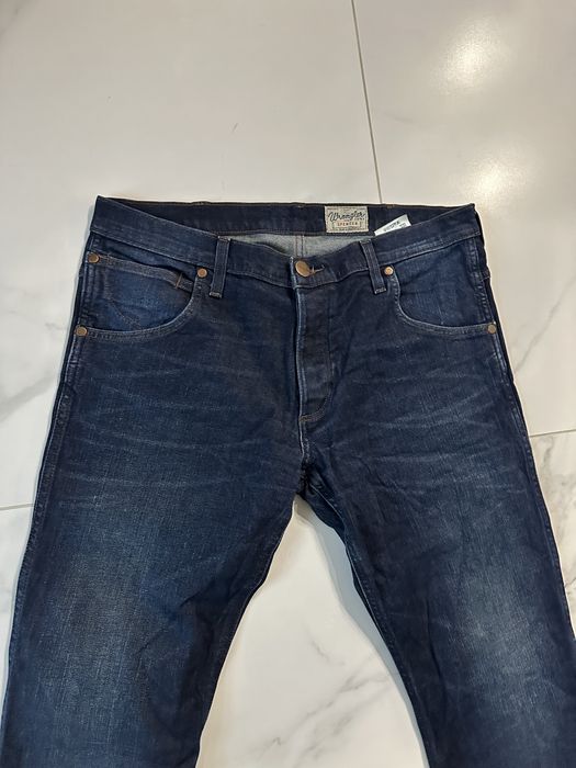 Отигинални мъжки дънки Wrangler перфектни ,в най-търсения размер 36