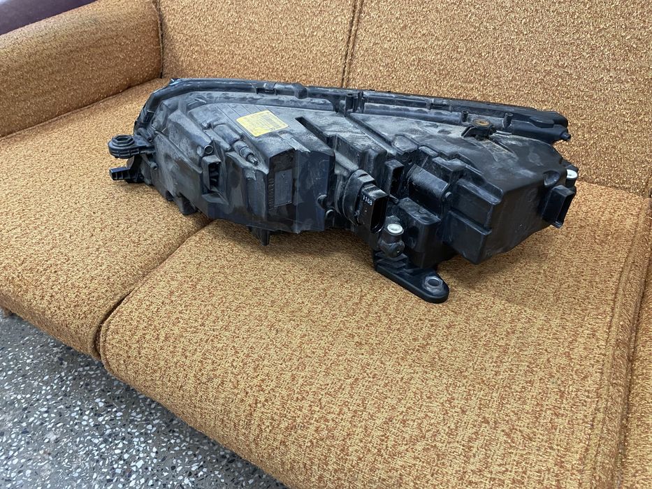 Фар десен за шкода октавиа Led-2018г