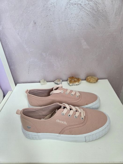Кецове дамски Bench 38