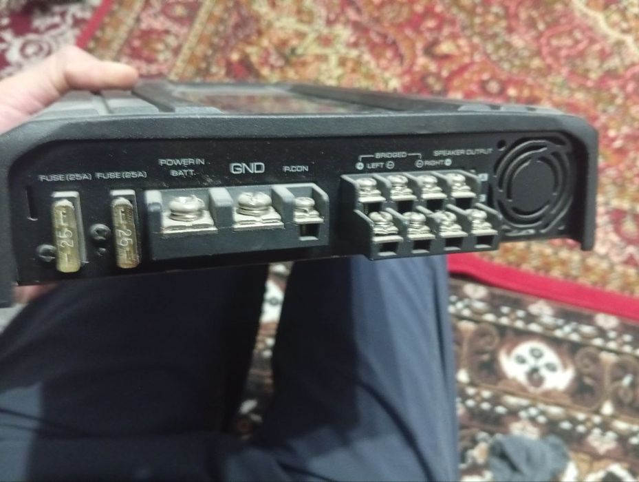 Продам автомагнитолу