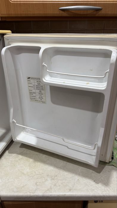 Холодильник Samsung