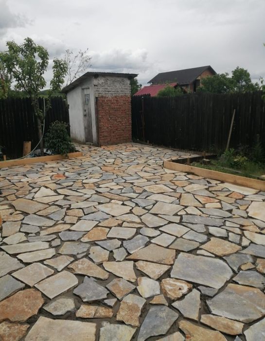 Piatra naturală de munte