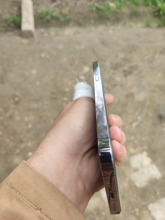 Iphone 14 pro max ayfon 14 pro max