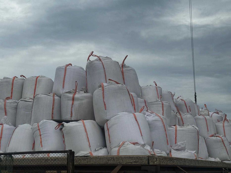 Grit Sablare Profesional ISO 11126 (0.2-2.8 mm) – 1000 Big Bags Disponibili