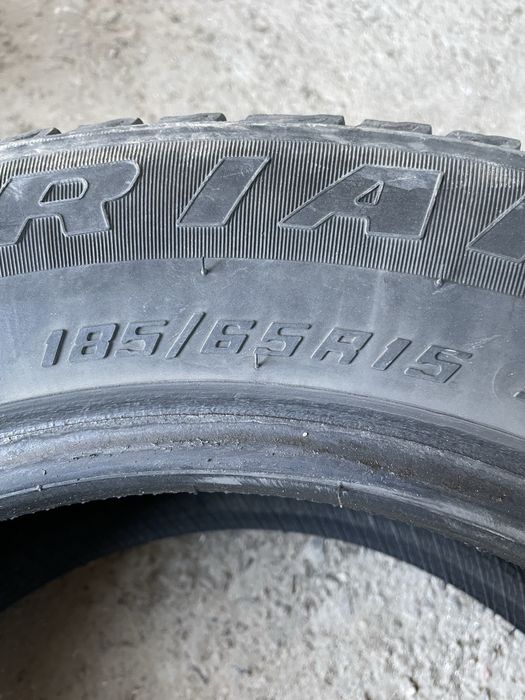 Зимние шины 185/65R15