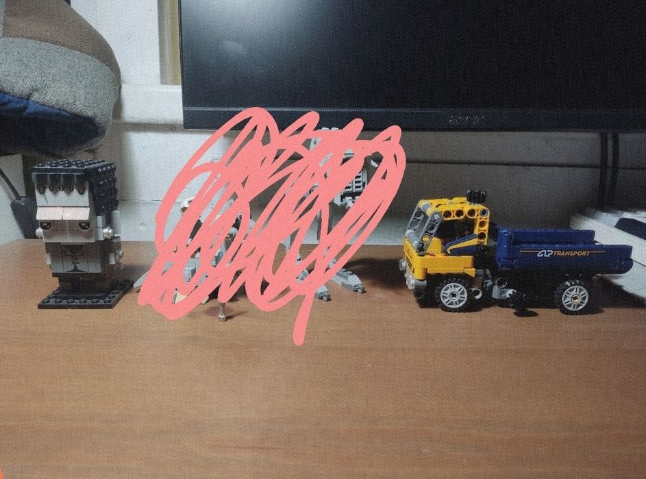 Оригинальные Лего наборы серий technic , brickhedz