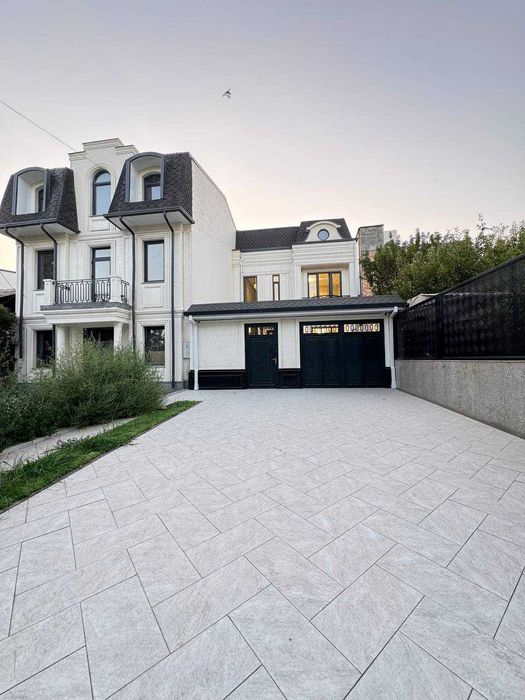 R1 Сдаётся КЛАССНЫЙ Участок на МАКСИМА ГОРЬКОГО, ор-р Никитина!