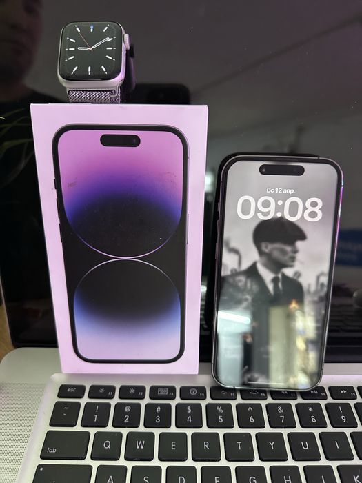 Продам два айфона