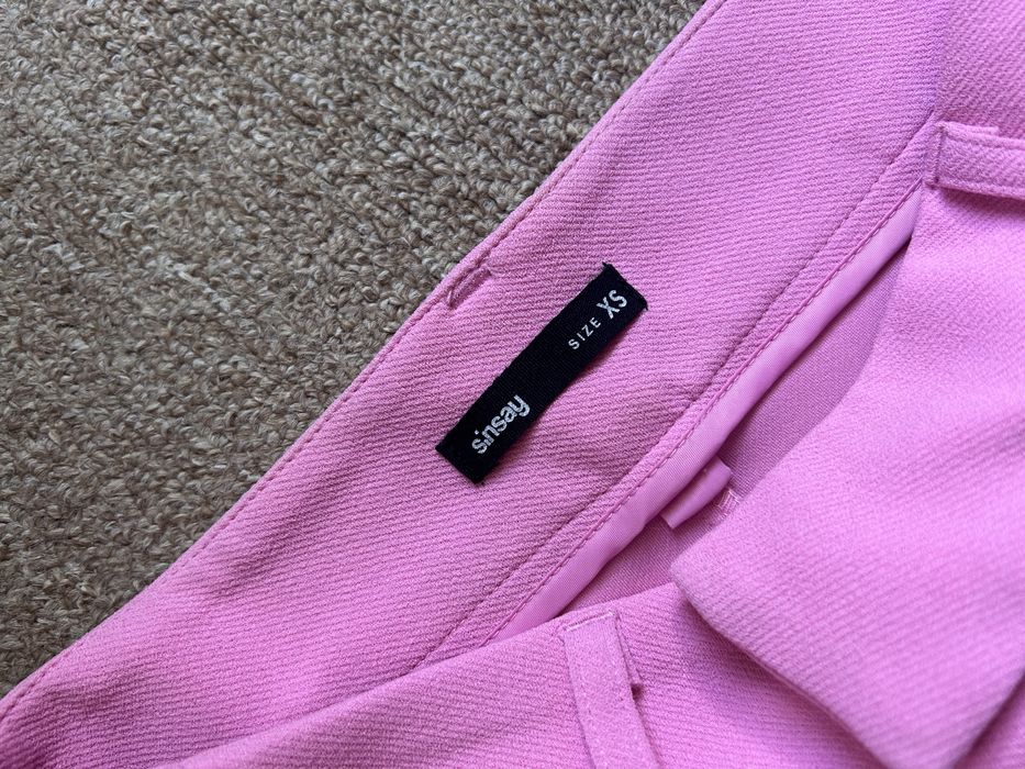 Поличка Bershka