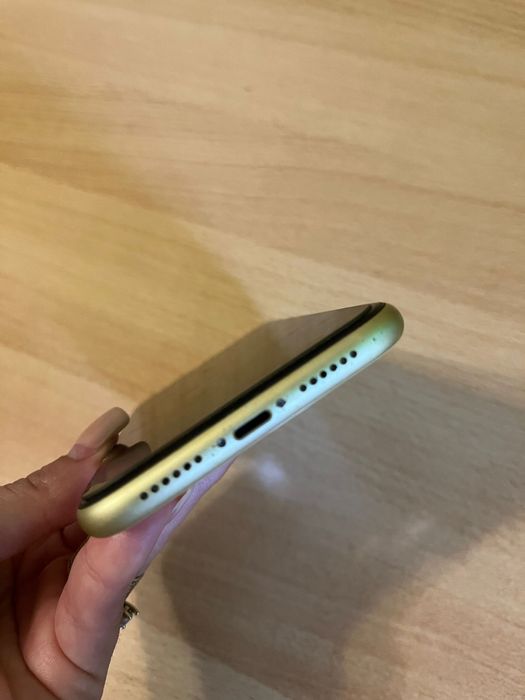 Iphone 11 64 GB perfect functional