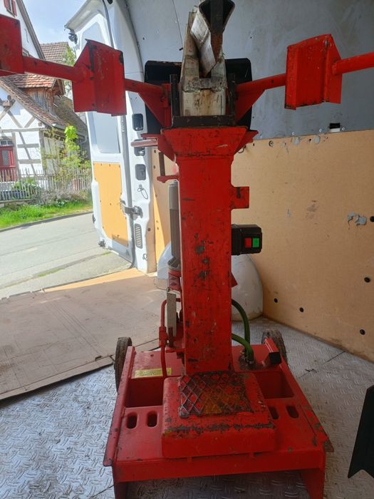 Despicător de lemne/ spărgător de lemne  trifazic Vogesenblitz Amr