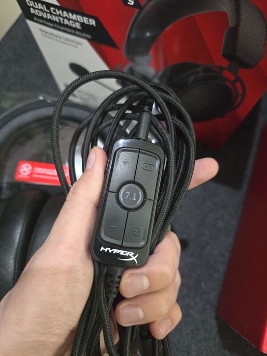 Игровые наушники HyperX Cloud Alpha S